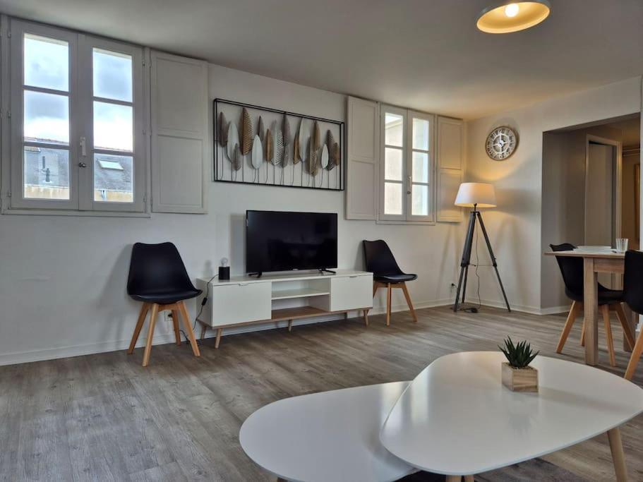 Les Carmes Apartment Angers Exterior photo